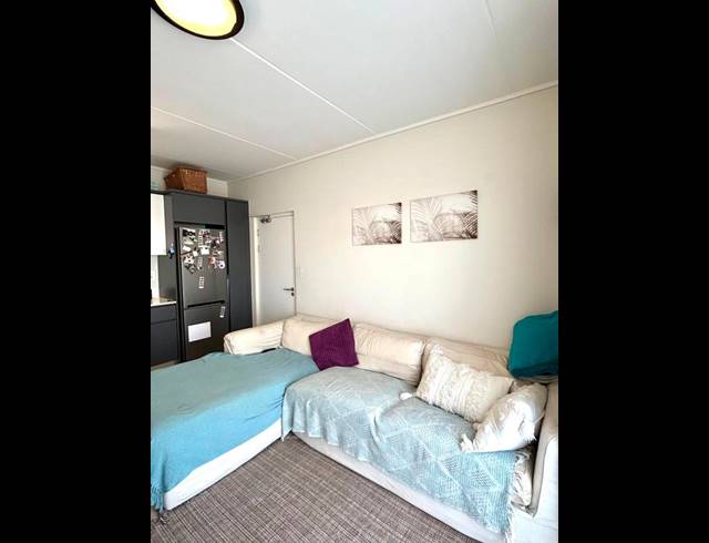 1 BEDROOM PROPERTY TO RENT IN THE HUNTSMAN